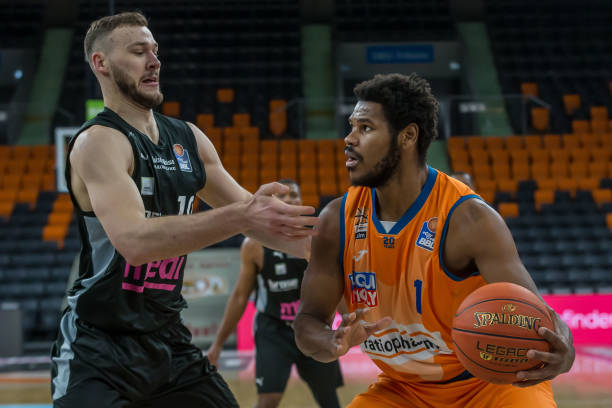 大量观众的 大量观众的