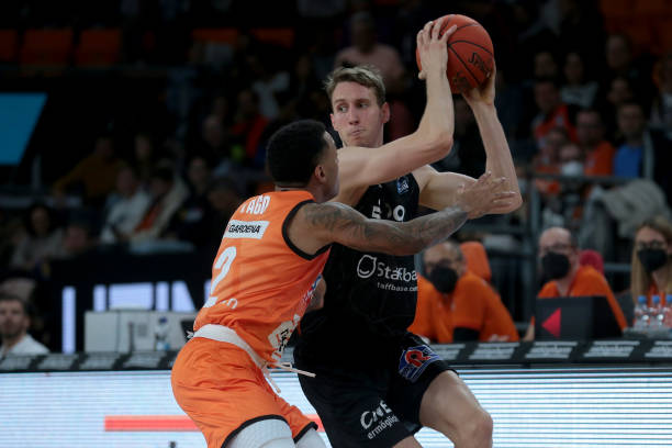 季对阵切尔 季对阵切尔