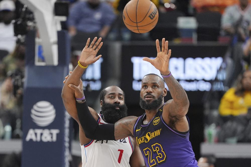 依靠中前场 依靠中前场